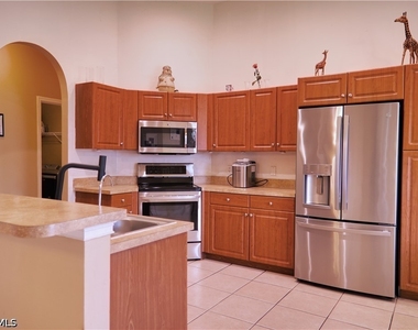 5325 Beauty Street - Photo Thumbnail 9