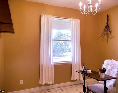 5325 Beauty Street - Photo Thumbnail 2