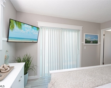 766 Central Avenue - Photo Thumbnail 10