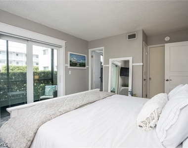 766 Central Avenue - Photo Thumbnail 8