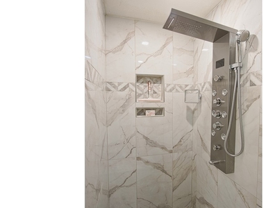 3250 Cypress Glen Way - Photo Thumbnail 14