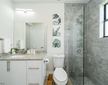 1608 Nw 38th Avenue - Photo Thumbnail 11