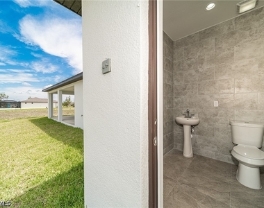 1608 Nw 38th Avenue - Photo Thumbnail 24