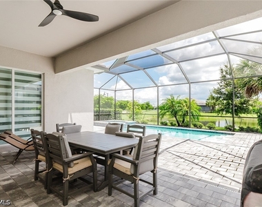 5856 Sunningdale Street - Photo Thumbnail 2