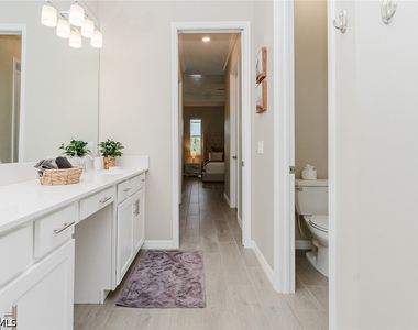 5856 Sunningdale Street - Photo Thumbnail 17