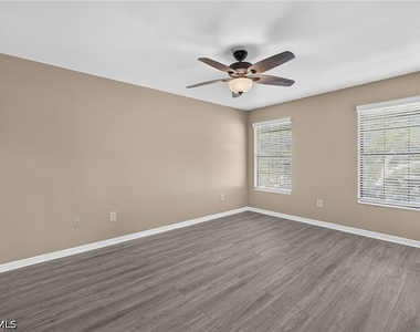 5365 Treetops Drive - Photo Thumbnail 10