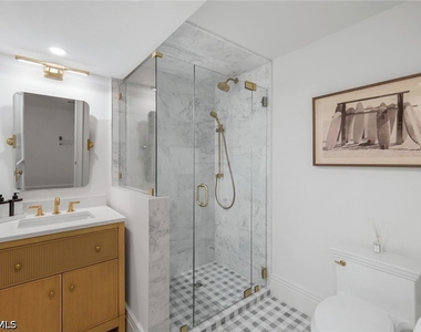 4041 Gulf Shore Boulevard N - Photo Thumbnail 21