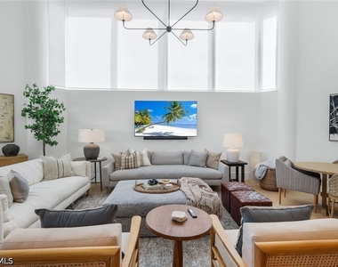 4041 Gulf Shore Boulevard N - Photo Thumbnail 2