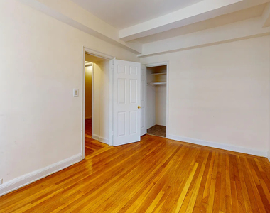East 38th Street - Photo Thumbnail 8