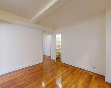 East 38th Street - Photo Thumbnail 4