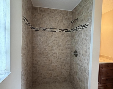 2604 Corbusier Drive - Photo Thumbnail 13