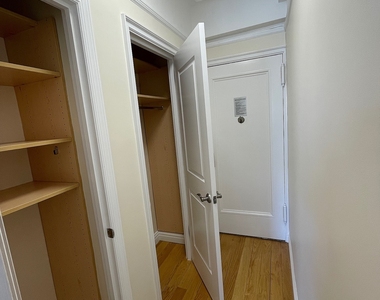 West 79 Street - Photo Thumbnail 2