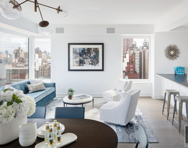 West 80th Street - Photo Thumbnail 3