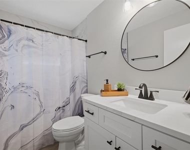 6310 Gainsboro Avenue - Photo Thumbnail 19