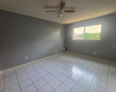1320 Markham Avenue - Photo Thumbnail 2