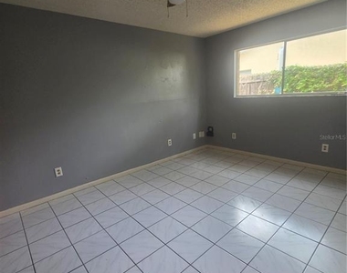 1320 Markham Avenue - Photo Thumbnail 4