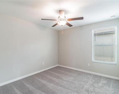 5012 Wild Senna Boulevard - Photo Thumbnail 10