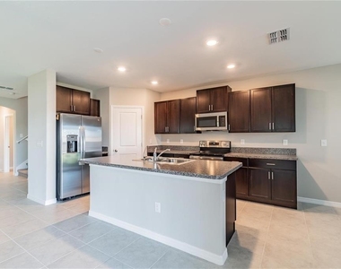 5012 Wild Senna Boulevard - Photo Thumbnail 3