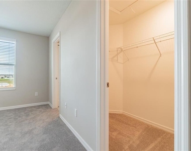 5012 Wild Senna Boulevard - Photo Thumbnail 7