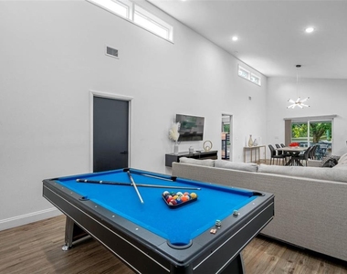 3717 E Clifton Street - Photo Thumbnail 59