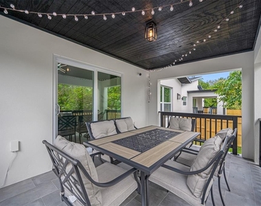 3717 E Clifton Street - Photo Thumbnail 48