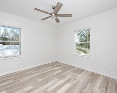 915 E 15th Avenue - Photo Thumbnail 30