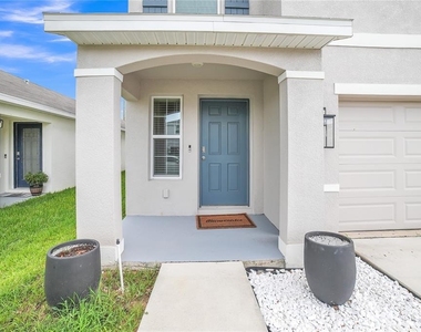 36558 Spanish Rose Drive - Photo Thumbnail 2
