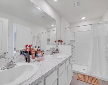 36558 Spanish Rose Drive - Photo Thumbnail 23
