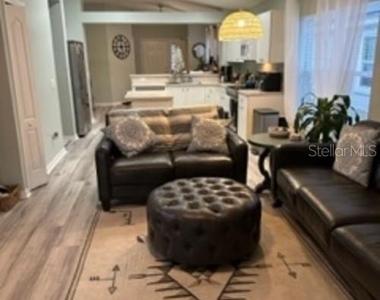 11308 Palm Island Avenue - Photo Thumbnail 2