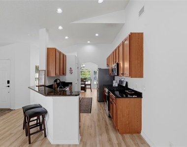 19406 Sunset Bay Drive - Photo Thumbnail 6
