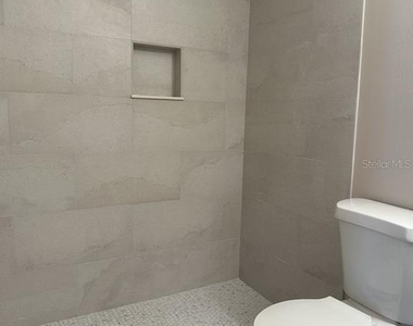113 S Fremont Avenue - Photo Thumbnail 7