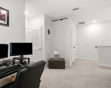 16119 Glowing Grove Avenue - Photo Thumbnail 30