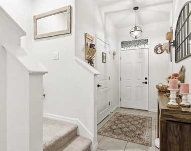 16119 Glowing Grove Avenue - Photo Thumbnail 7