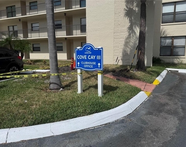 800 Cove Cay Drive - Photo Thumbnail 25