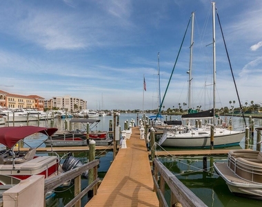 10355 Paradise Boulevard - Photo Thumbnail 7