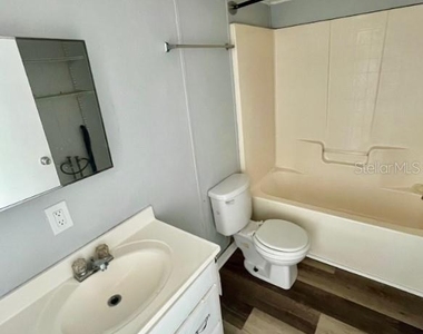 225 Adams Street - Photo Thumbnail 6