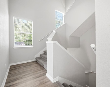 3274 Haviland Court - Photo Thumbnail 30