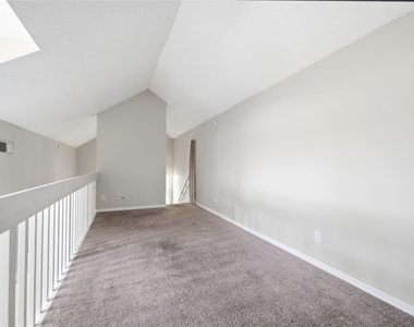 3274 Haviland Court - Photo Thumbnail 33