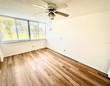 4880 Locust Street Ne - Photo Thumbnail 11