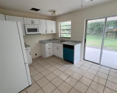 7238 Exemplar Drive - Photo Thumbnail 4