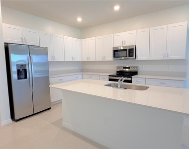 36162 Obsidion Lane - Photo Thumbnail 4