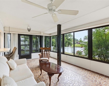 3228 Rock Valley Drive - Photo Thumbnail 22