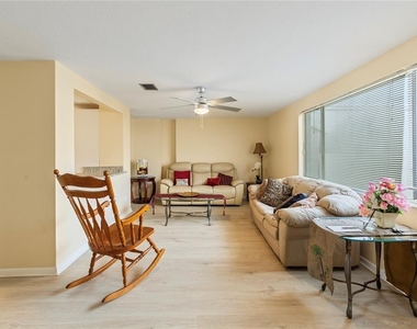 3228 Rock Valley Drive - Photo Thumbnail 3