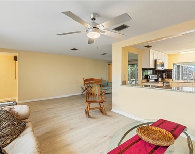 3228 Rock Valley Drive - Photo Thumbnail 5