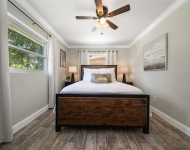 2132 Isabelle Street - Photo Thumbnail 3