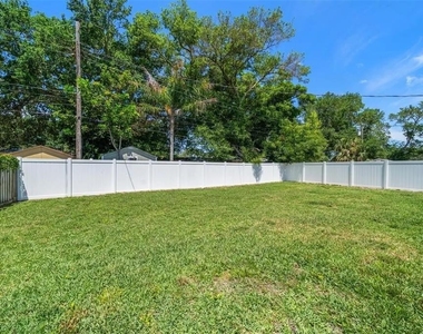2132 Isabelle Street - Photo Thumbnail 10