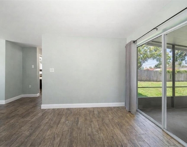 2132 Isabelle Street - Photo Thumbnail 1
