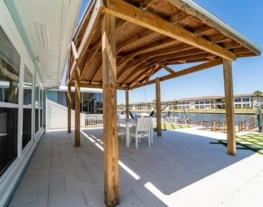 4825 Floramar Terrace - Photo Thumbnail 11