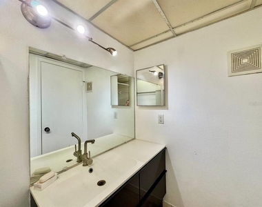 11703 Raintree Village Boulevard - Photo Thumbnail 13