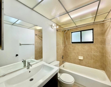 11703 Raintree Village Boulevard - Photo Thumbnail 18